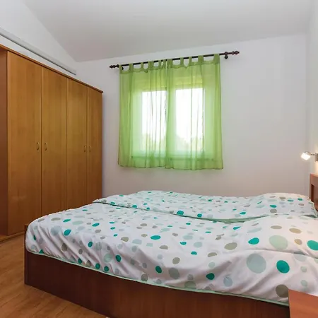 Apartment Nice Apartment In Fazana With Wifi Fazana