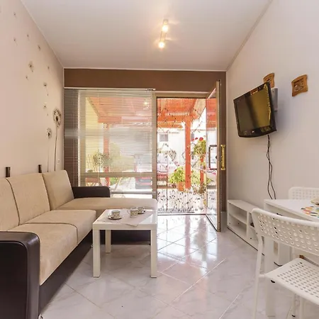 Nice Apartment In Fazana With Wifi Apartment Fazana