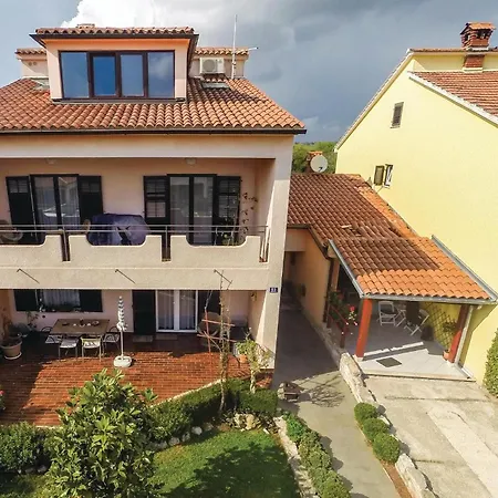 Nice Apartment In Fazana With Wifi * Fazana